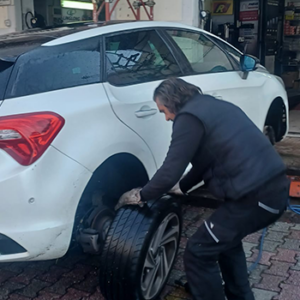 immagine-cambio-gomme-borgia-(8)